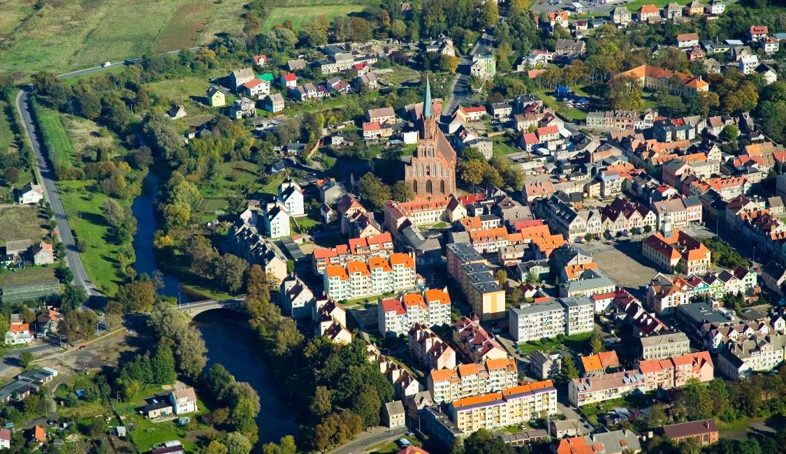 Trzebiatow_Old_Town_bird’s-eye_view_2007-10b